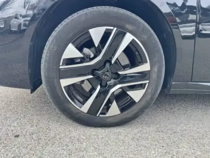 Photo 8 Peugeot 208  Hybrid 100 e-DCS6