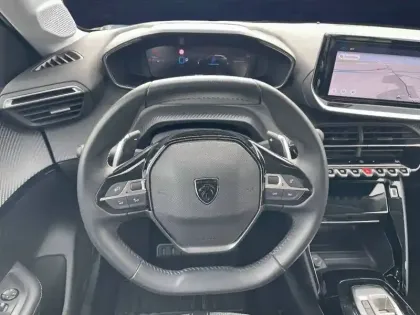 Photo 15 Peugeot 208  Hybrid 100 e-DCS6