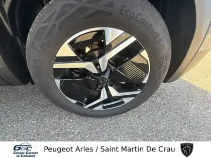 Photo 11 Peugeot 2008  Electrique 54 kWh 156 ch