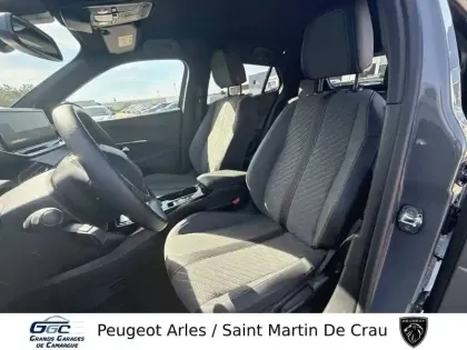 Photo 8 Peugeot 2008  Electrique 54 kWh 156 ch