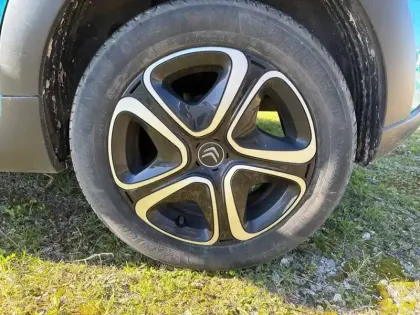 Photo 32 Citroën C3 Gén. III Ph2 Shine 5