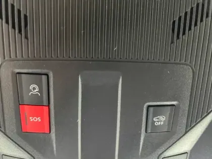 Photo 21 Peugeot 308  SW Hybrid 145 e-DCS6