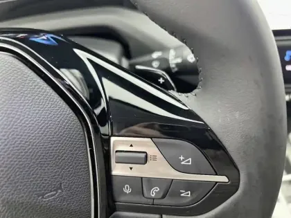 Photo 20 Peugeot 308  SW Hybrid 145 e-DCS6