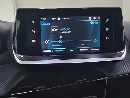 Photo 40 Peugeot 208 Gén. II Ph1 NG Style 5