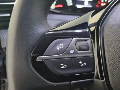 Photo 49 Peugeot 208 Gén. II Ph1 NG Style 5