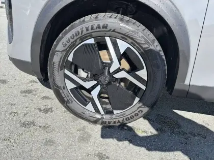 Photo 12 Peugeot 2008  Electrique 54 kWh 156 ch