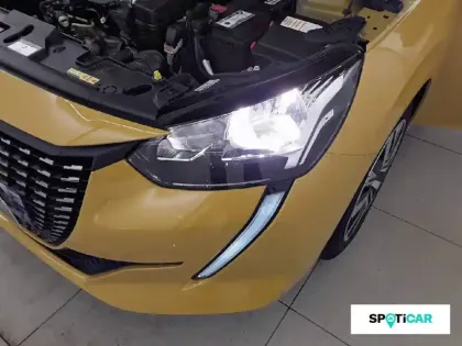 Photo 59 Peugeot 208  PureTech 75 S&S BVM5