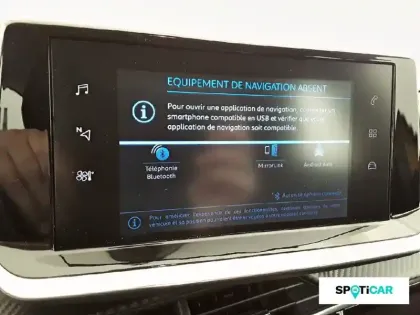 Photo 61 Peugeot 208  PureTech 75 S&S BVM5