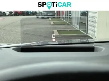 Photo 9 Citroën C4 e- 136 ch Automatique