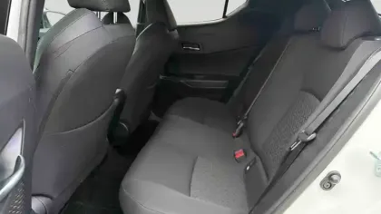 Photo 37 Toyota C-HR  Hybride 2.0L