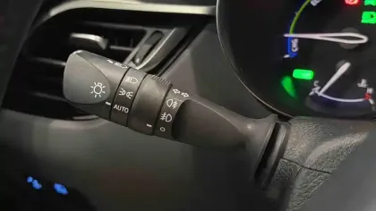 Photo 40 Toyota C-HR  Hybride 2.0L