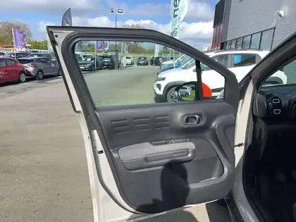 Photo 10 Citroën C3 Aircross  PureTech 110 S&S BVM5