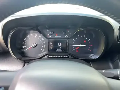 Photo 16 Citroën C3 Aircross  PureTech 110 S&S BVM5