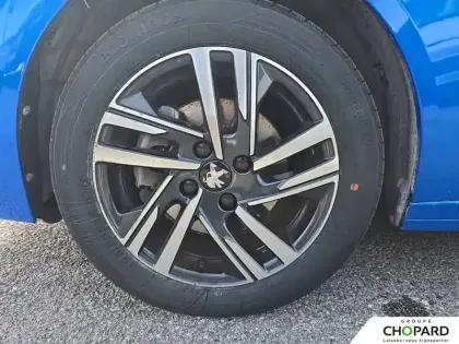 Photo 11 Peugeot 208  PureTech 130 S&S EAT8