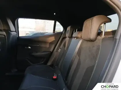 Photo 10 Peugeot 2008  PureTech 130 S&S EAT8