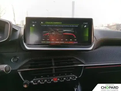 Photo 38 Peugeot 2008  PureTech 130 S&S EAT8