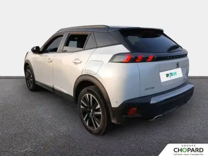 Photo 27 Peugeot 2008  PureTech 130 S&S EAT8