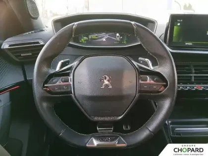 Photo 58 Peugeot 2008  PureTech 130 S&S EAT8