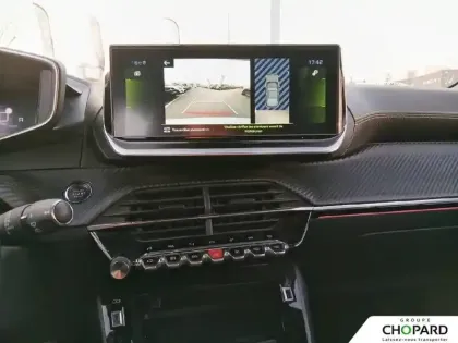 Photo 57 Peugeot 2008  PureTech 130 S&S EAT8