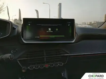 Photo 54 Peugeot 2008  PureTech 130 S&S EAT8