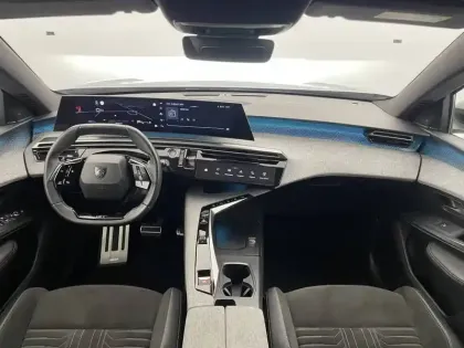 Photo 62 Peugeot 3008  Hybrid 136 e-DCS6