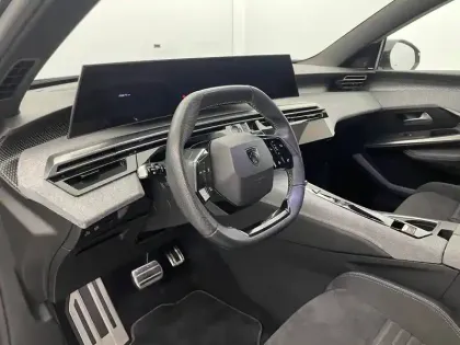 Photo 23 Peugeot 3008  Hybrid 136 e-DCS6