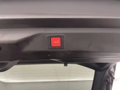 Photo 31 Peugeot 3008  Hybrid 136 e-DCS6