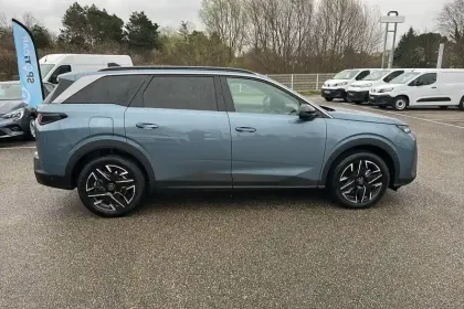 Photo 18 Peugeot 5008  Hybrid 145 ch e-DCS6