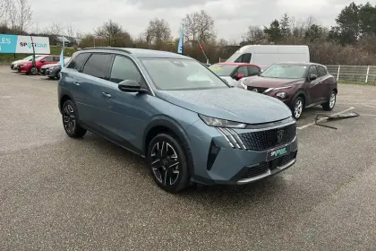 Photo 46 Peugeot 5008  Hybrid 145 ch e-DCS6