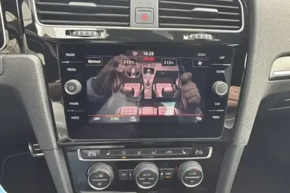 Photo 21 Volkswagen Golf  2.0 TSI 245 DSG7