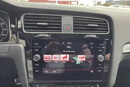 Photo 19 Volkswagen Golf  2.0 TSI 245 DSG7