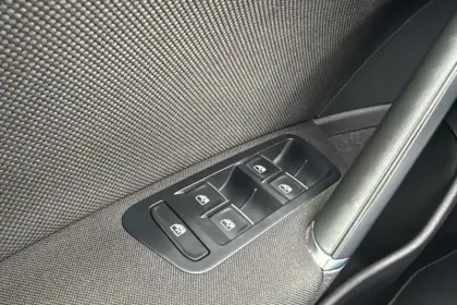 Photo 29 Volkswagen Golf  2.0 TSI 245 DSG7