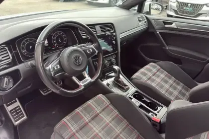 Photo 15 Volkswagen Golf  2.0 TSI 245 DSG7