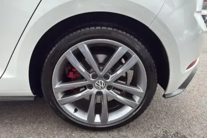 Photo 8 Volkswagen Golf  2.0 TSI 245 DSG7