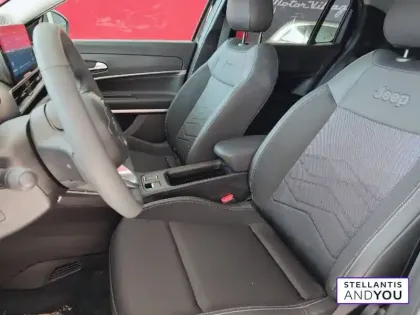 Photo 8 Jeep Avenger  115 kW 4x2