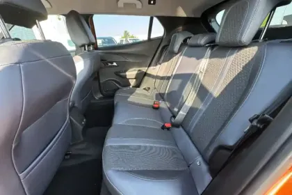 Photo 10 Peugeot 2008  Moteur électrique 136 ch