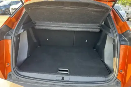 Photo 8 Peugeot 2008  Moteur électrique 136 ch