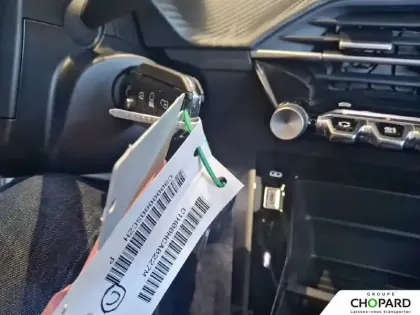 Photo 13 Peugeot 2008  Hybrid 110 e-DCS6