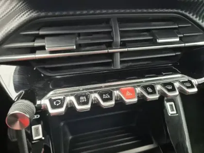 Photo 29 Peugeot 2008 Gén. II Ph1 NG Active Pack 5