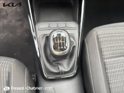 Photo 23 Kia Stonic  1.0 T-GDi 100 ch ISG BVM5 Active