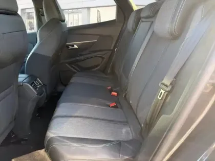 Photo 22 Peugeot 3008  PureTech 130ch S&S EAT8 Allure Pack