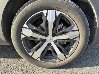 Photo 14 Peugeot 3008  PureTech 130ch S&S EAT8 Allure Pack