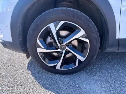 Photo 14 Citroën C5 aircross  BlueHDi 130 S&S EAT8 C-Series