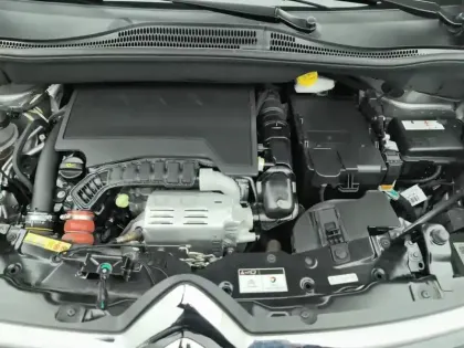 Photo 6 Citroën C3 Aircross  PureTech 110 S&S BVM6 Shine Pack