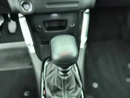 Photo 23 Citroën C3 Aircross  PureTech 110 S&S BVM6 Shine Pack