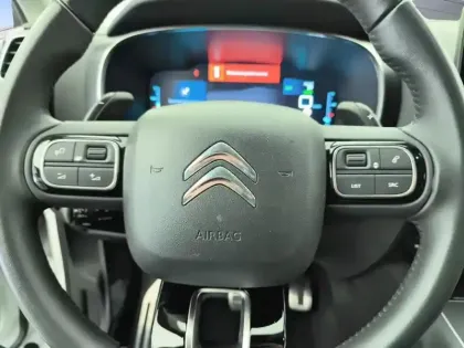 Photo 18 Citroën C5 aircross  Hybride Rechargeable 225 e-EAT8 Shine Pack