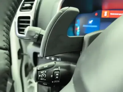 Photo 16 Citroën C5 aircross  Hybride Rechargeable 225 e-EAT8 Shine Pack