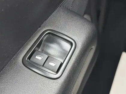 Photo 19 Citroën C3 Gén. III Ph2 NG PLUS 5