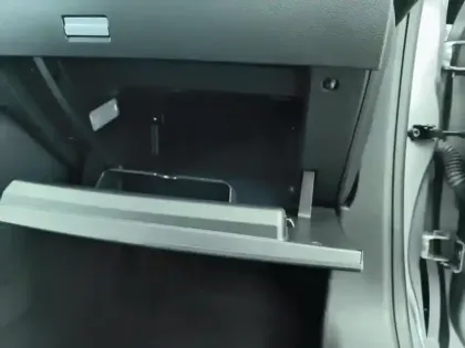 Photo 15 Citroën C4  PureTech 130 S&S EAT8 Shine