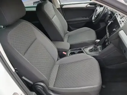 Photo 8 Volkswagen Tiguan  2.0 TDI 150 DSG7 Black R-Line